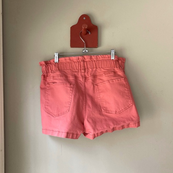 Wild Fable Salmon Shorts L - Picture 3 of 5
